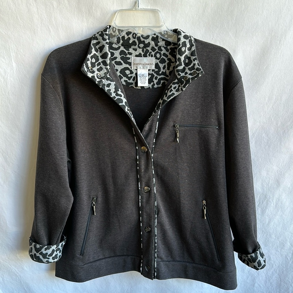 Draper’s & Damon’s charcoal gray and animal print jacket, size PM